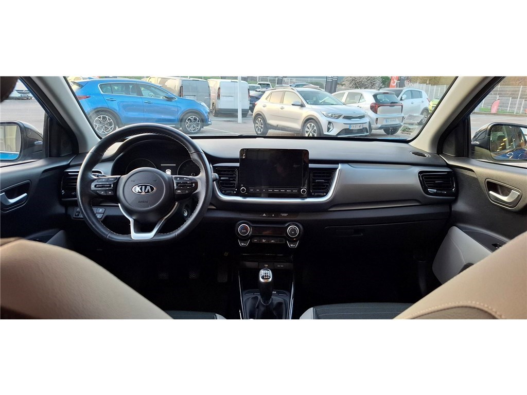 KIA STONIC 1.0 T-GDI 100 CH MHEV IBVM6 Launch Edition