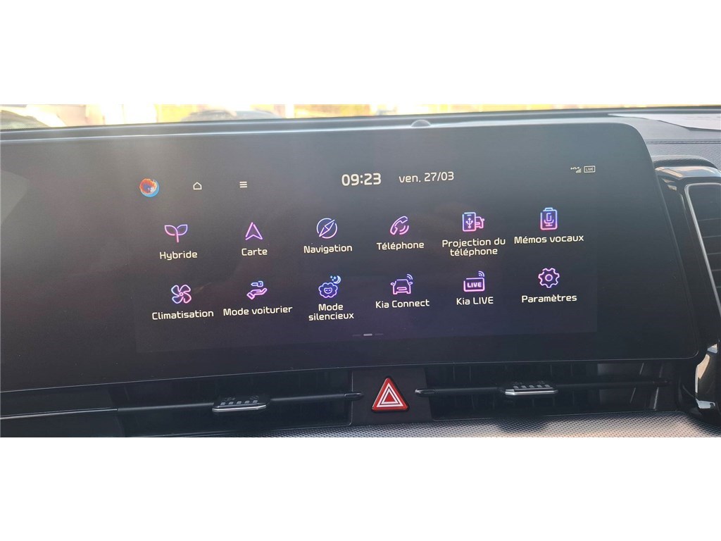 KIA SPORTAGE VP 1.6 T-GDI 230CH ISG HYBRIDE BVA6 4X2 Design