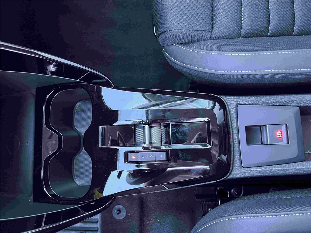 CITROEN C3 AIRCROSS HYBRIDE 145 E-DCS6 Max