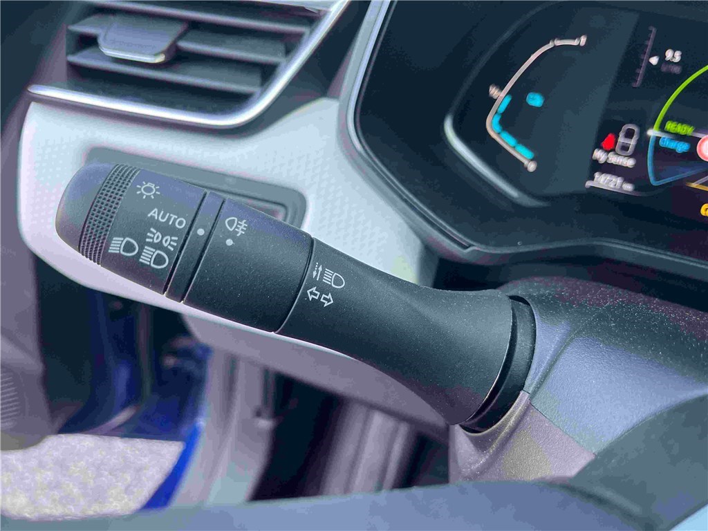 RENAULT CLIO V E-TECH 140 – 21N Intens