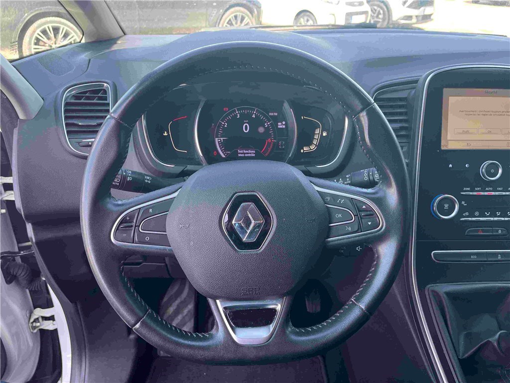 RENAULT SCENIC IV 1.3 TCE 115 ENERGY Zen