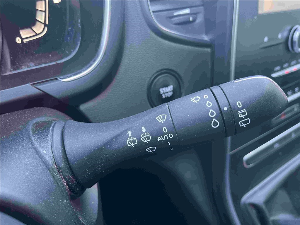 RENAULT SCENIC IV 1.3 TCE 115 ENERGY Zen