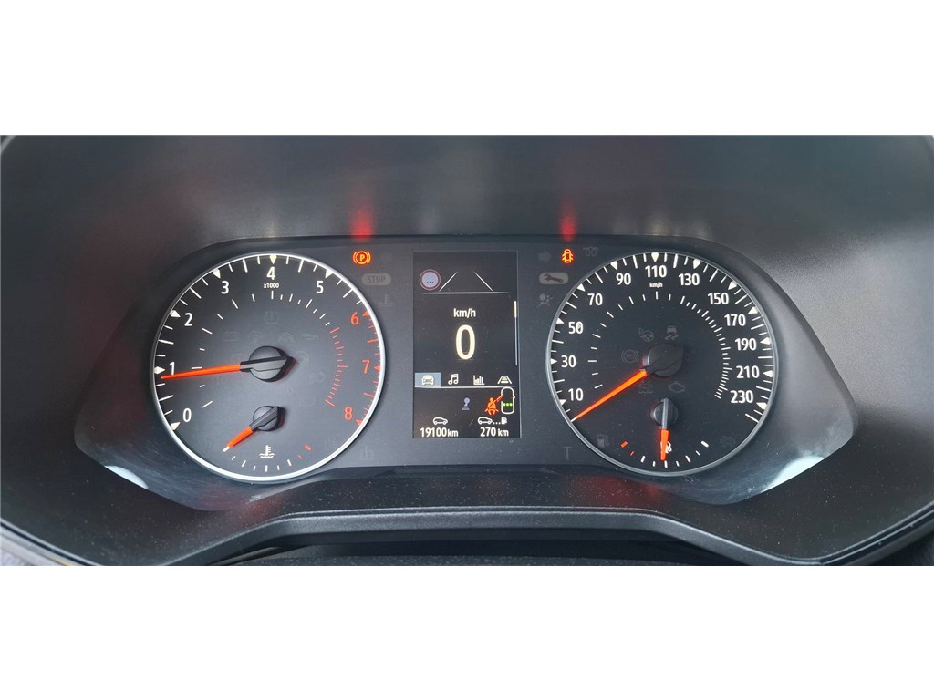 RENAULT CLIO V TCE 90 – 21 Zen