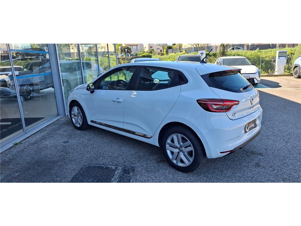 RENAULT CLIO V TCE 90 – 21 Zen