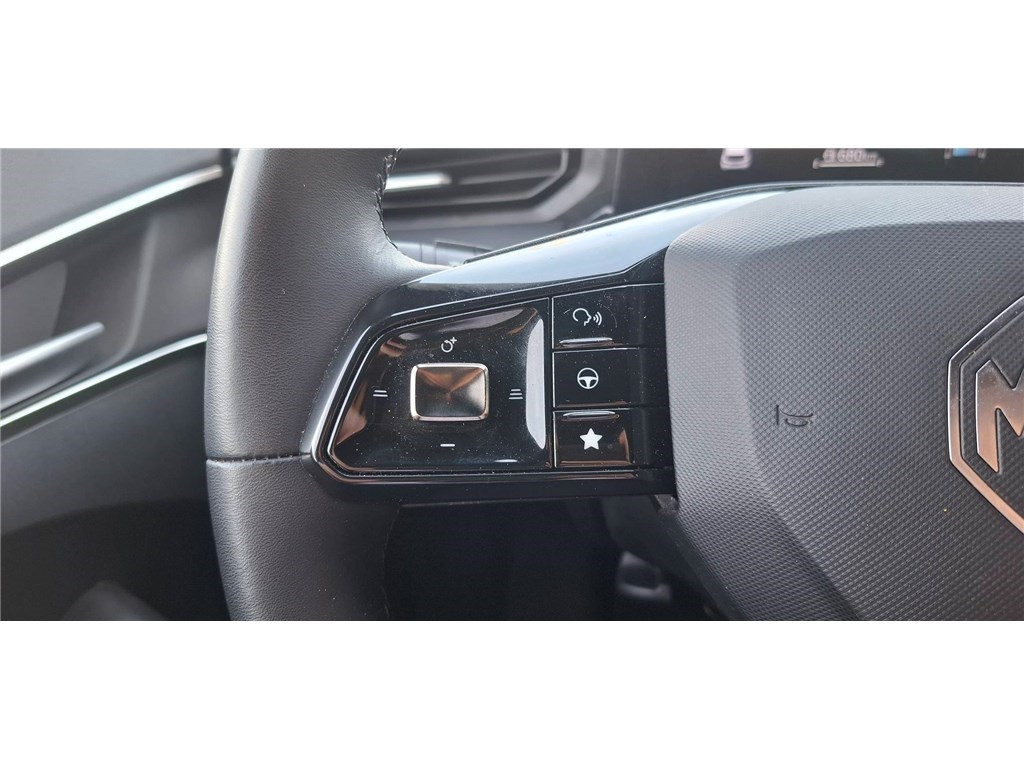 MG MG3 1.5 L HYBRID+ 195 CH Luxury