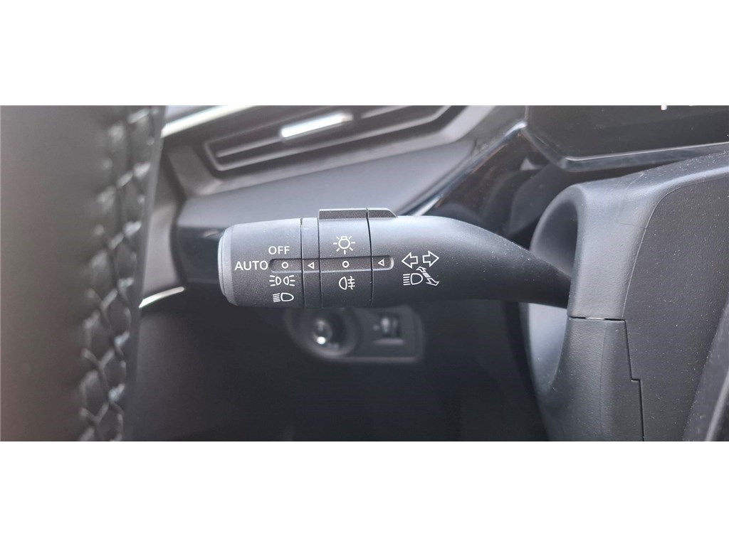 MG MG3 1.5 L HYBRID+ 195 CH Luxury