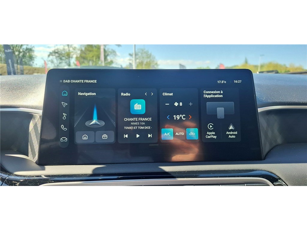 MG MG3 1.5 L HYBRID+ 195 CH Luxury