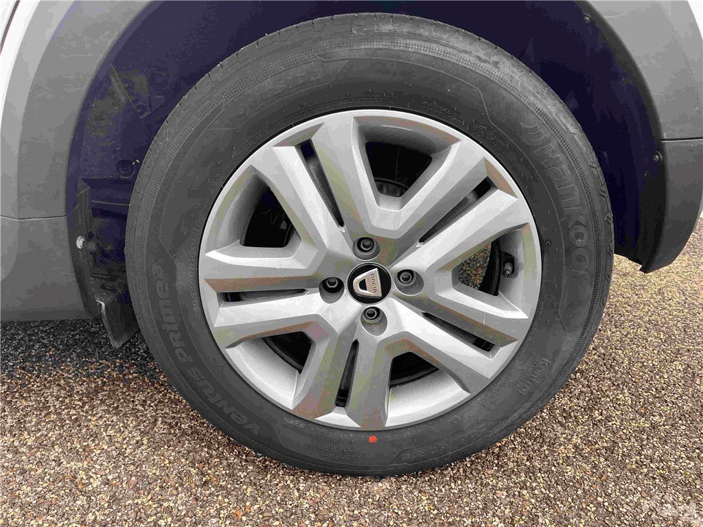 DACIA SANDERO ECO-G 100 Stepway Essentiel