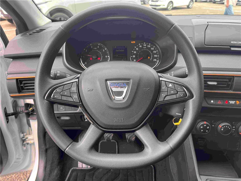 DACIA SANDERO ECO-G 100 Stepway Essentiel