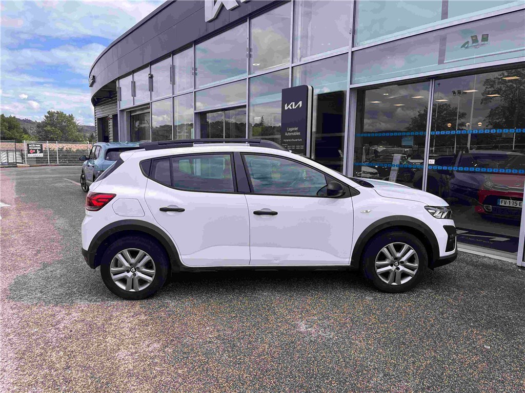 DACIA SANDERO ECO-G 100 Stepway Essentiel