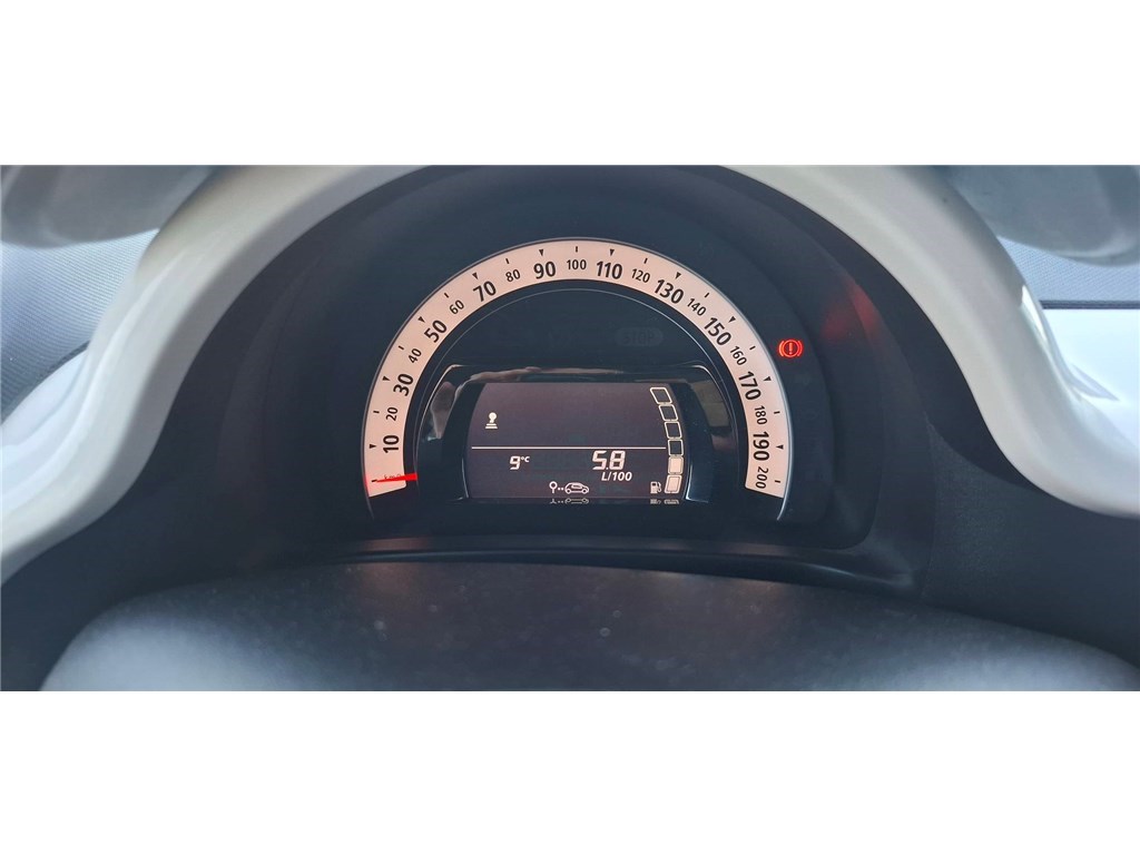 RENAULT TWINGO III 0.9 TCE 90 ENERGY Intens