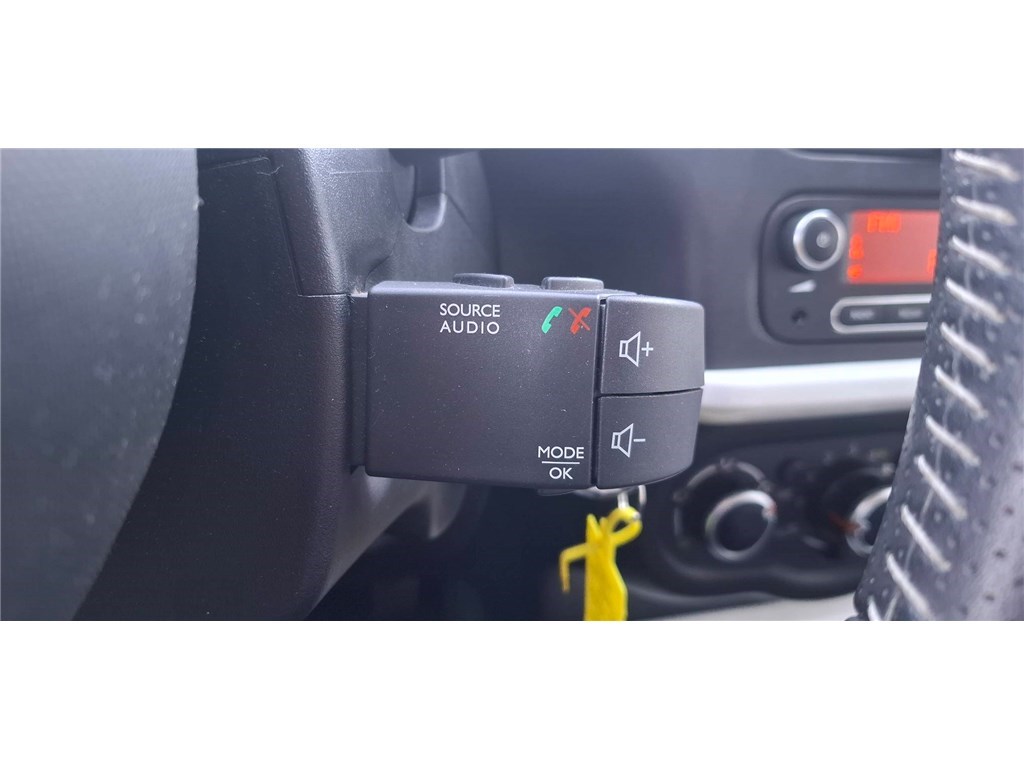 RENAULT TWINGO III 0.9 TCE 90 ENERGY Intens