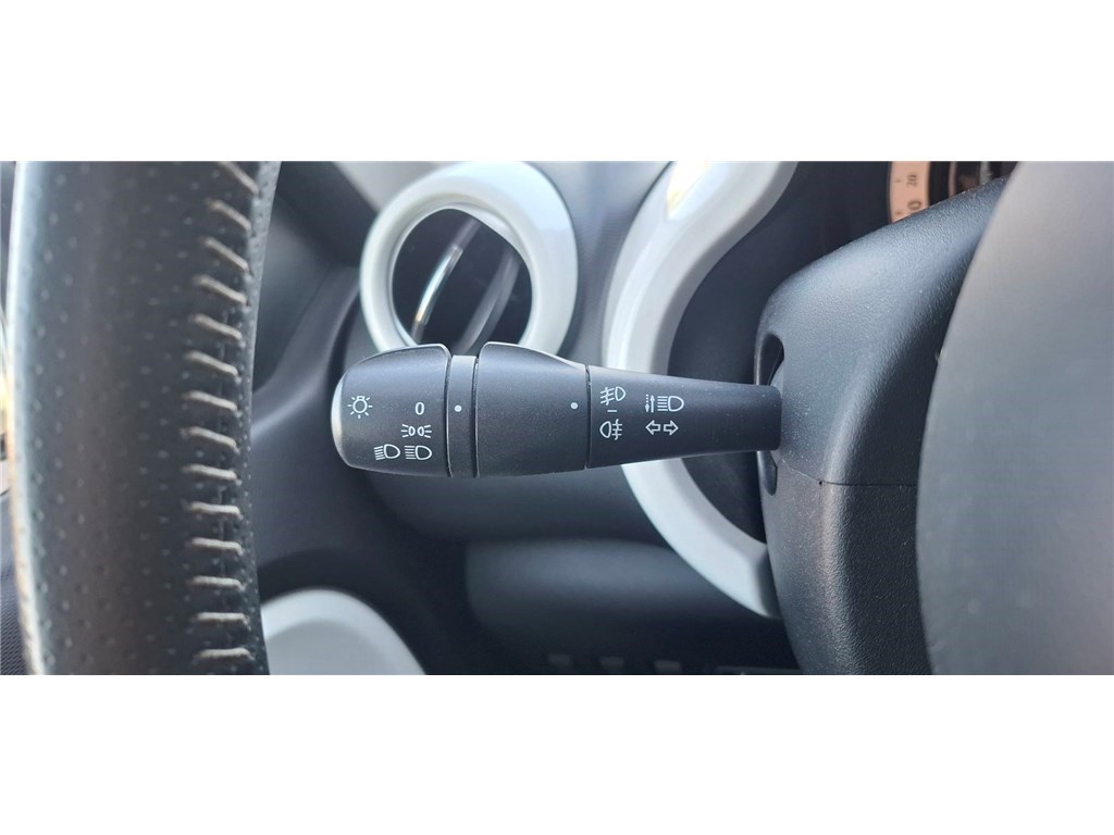 RENAULT TWINGO III 0.9 TCE 90 ENERGY Intens