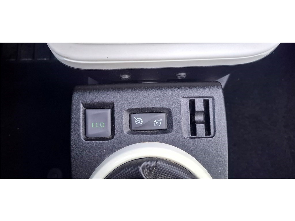 RENAULT TWINGO III 0.9 TCE 90 ENERGY Intens