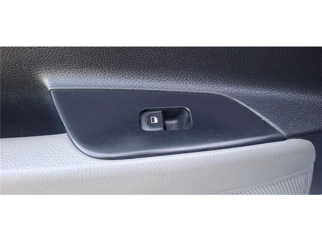 KIA STONIC 1.0 T-GDI 100 CH MHEV IBVM6 Launch Edition