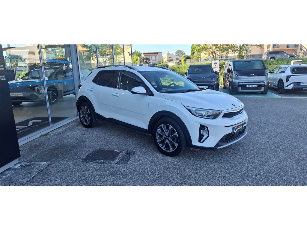 KIA STONIC 1.0 T-GDI 100 CH MHEV IBVM6 Launch Edition