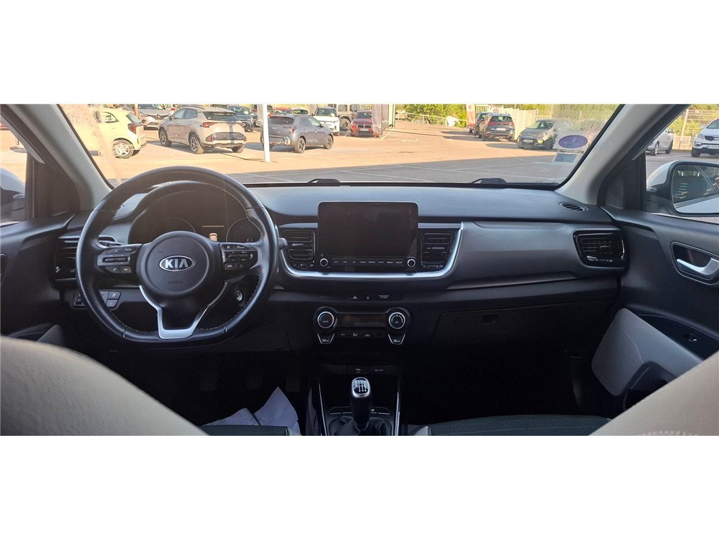 KIA STONIC 1.0 T-GDI 100 CH MHEV IBVM6 Launch Edition
