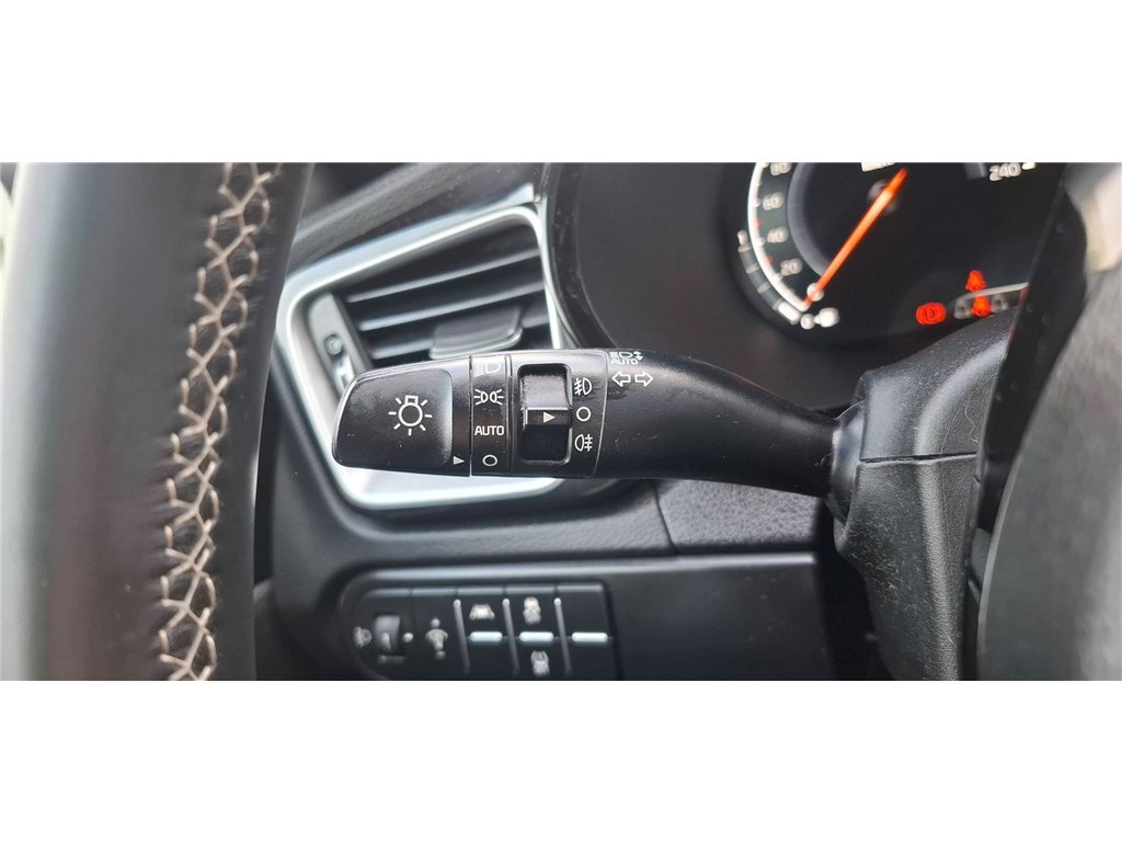 KIA CEED 1.0 T-GDI 120 CH ISG BVM6 GT Line