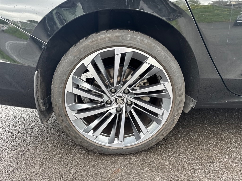 SKODA SUPERB BERLINE 2.0 TDI 150 CH SCR DSG7 Laurin & Klement
