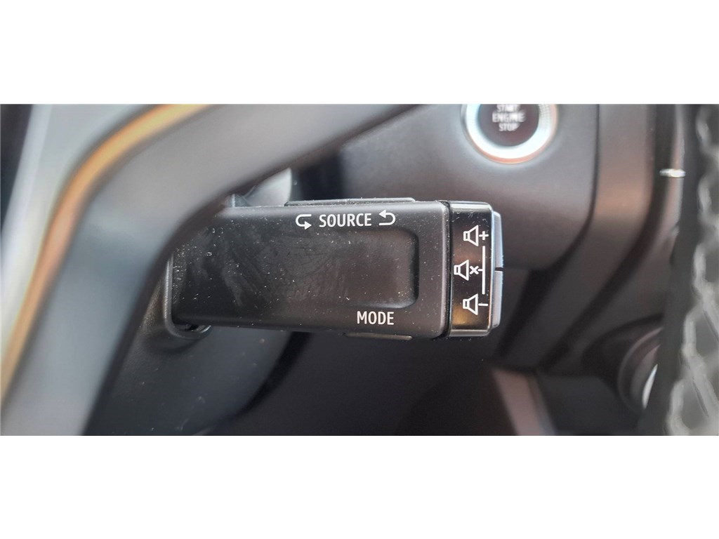 RENAULT CAPTUR TCE 90 – 21 Business
