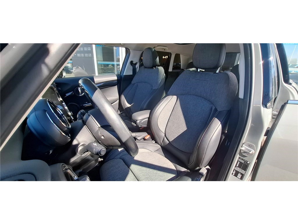 MINI HATCH 5 PORTES F55 Hatch 5 Portes One 102 ch BVA7 Edition Greenwich
