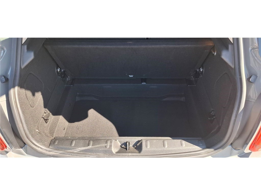 MINI HATCH 5 PORTES F55 Hatch 5 Portes One 102 ch BVA7 Edition Greenwich