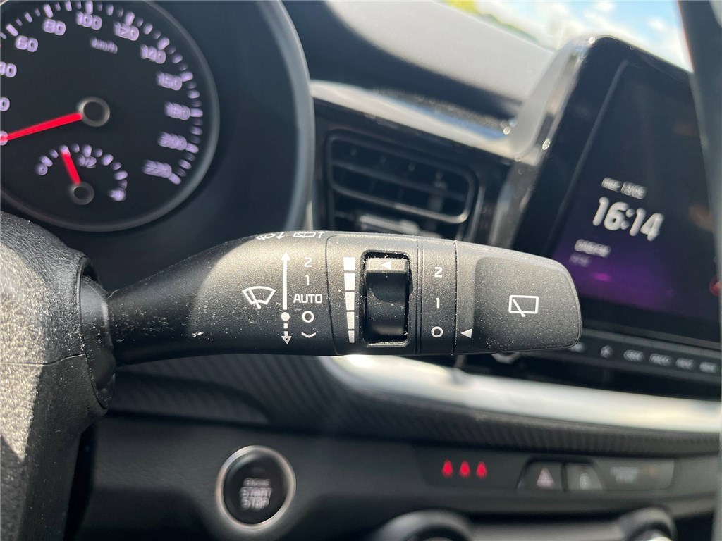 KIA STONIC 1.0 T-GDI 120 CH MHEV DCT7 GT Line Premium