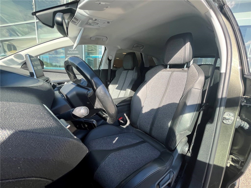 PEUGEOT 3008 BLUEHDI 130CH S&S BVM6 Allure