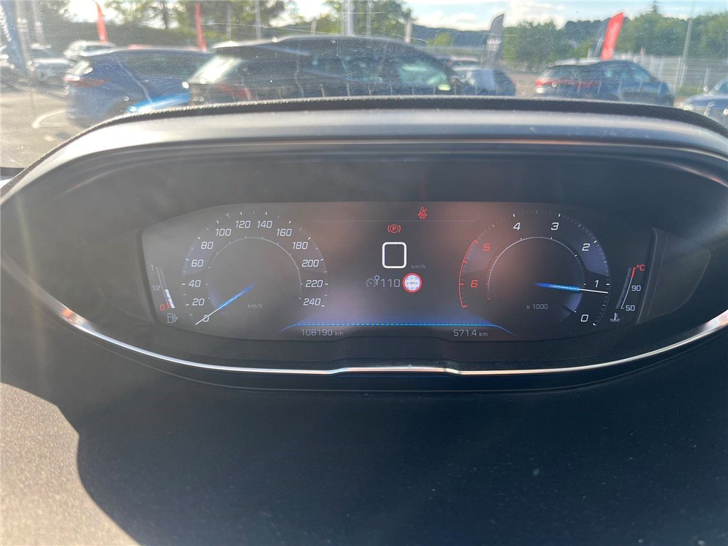 PEUGEOT 3008 BLUEHDI 130CH S&S BVM6 Allure