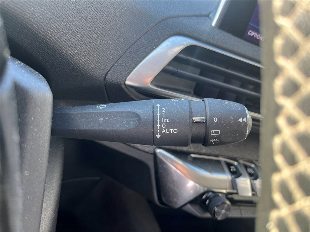 PEUGEOT 3008 BLUEHDI 130CH S&S BVM6 Allure