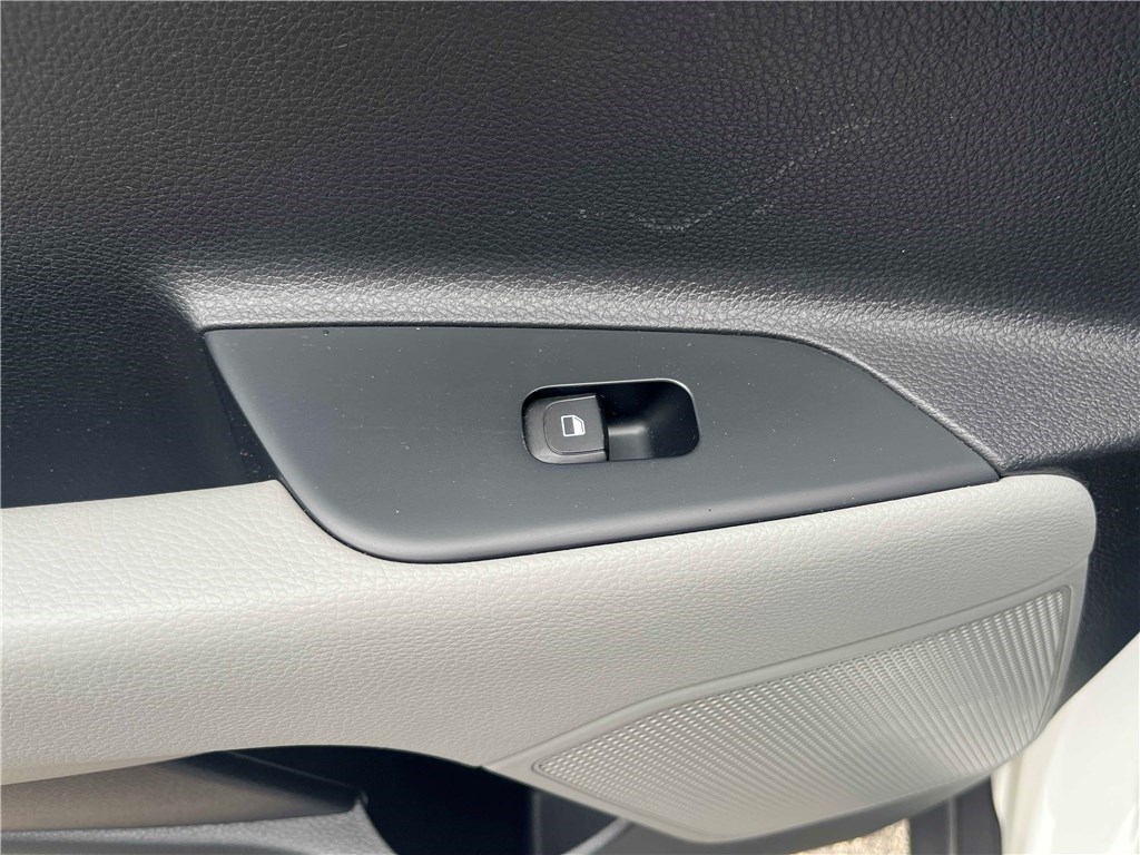 KIA STONIC 1.0 T-GDI 100 CH MHEV IBVM6 Launch Edition