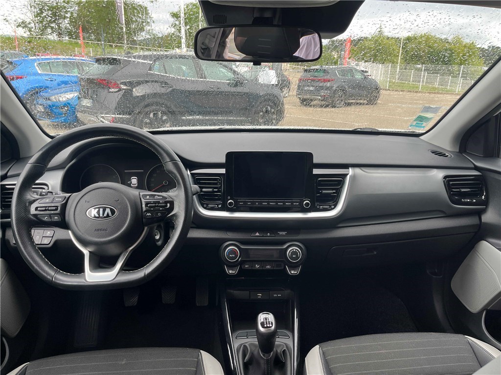 KIA STONIC 1.0 T-GDI 100 CH MHEV IBVM6 Launch Edition