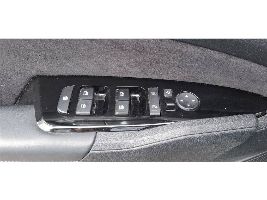 KIA SPORTAGE 1.6 T-GDI 230CH ISG HYBRIDE BVA6 4X2 GT Line Premium