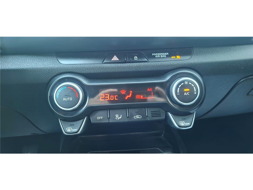 KIA STONIC 1.0 T-GDI 100 CH MHEV IBVM6 Launch Edition