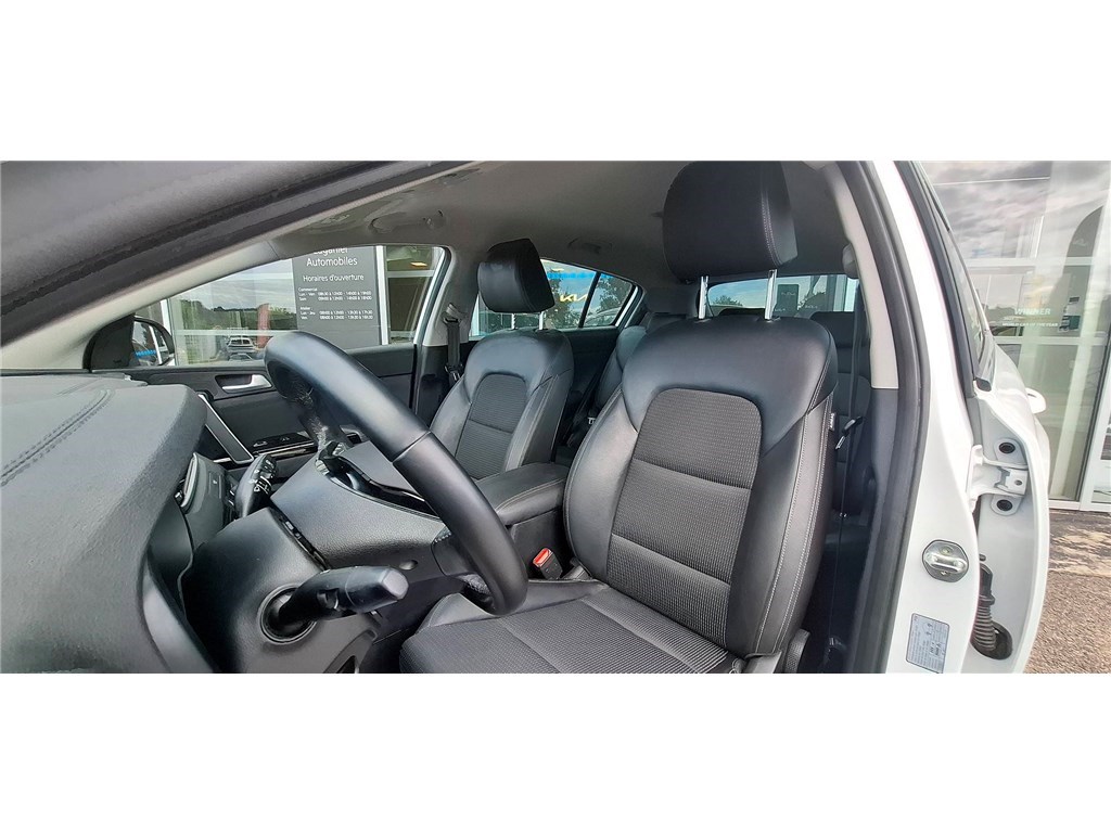 KIA SPORTAGE 1.6 CRDI 136CH MHEV ISG DCT7 4X2 Black Edition