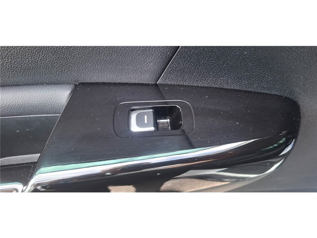 KIA SPORTAGE 1.6 CRDI 136CH MHEV ISG DCT7 4X2 Black Edition