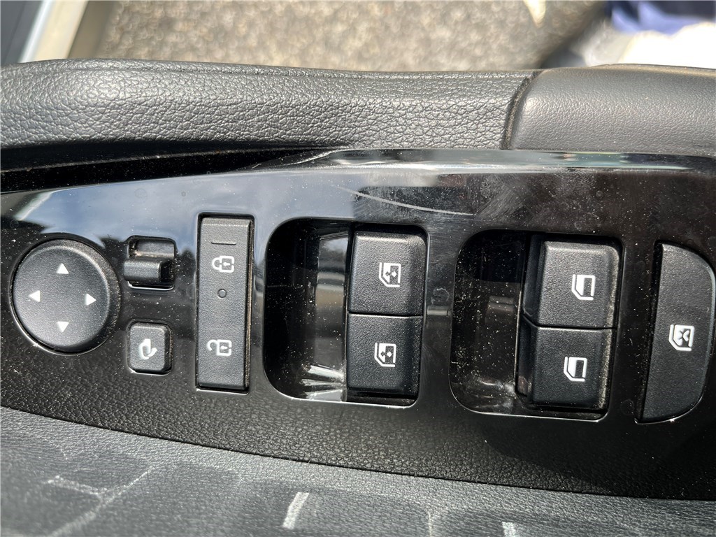 KIA SPORTAGE 1.6 T-GDI 265CH ISG HYBRIDE RECHARGEABLE BVA6 4X4 Active