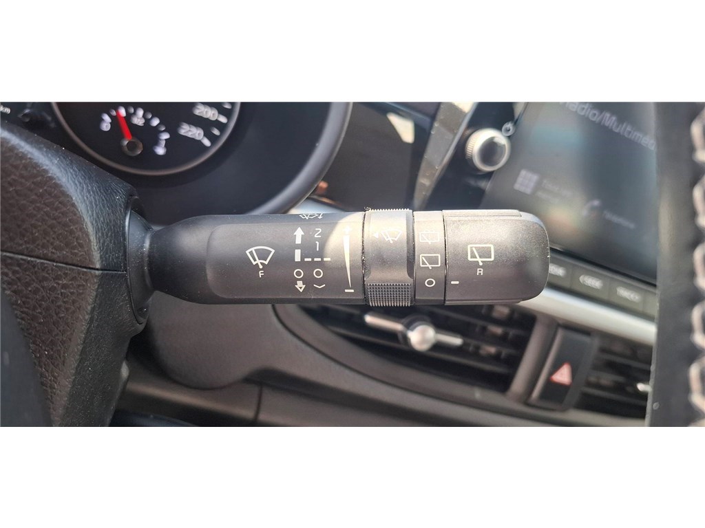 KIA PICANTO 1.0 DPI 67CH ISG BVM5 GT Line