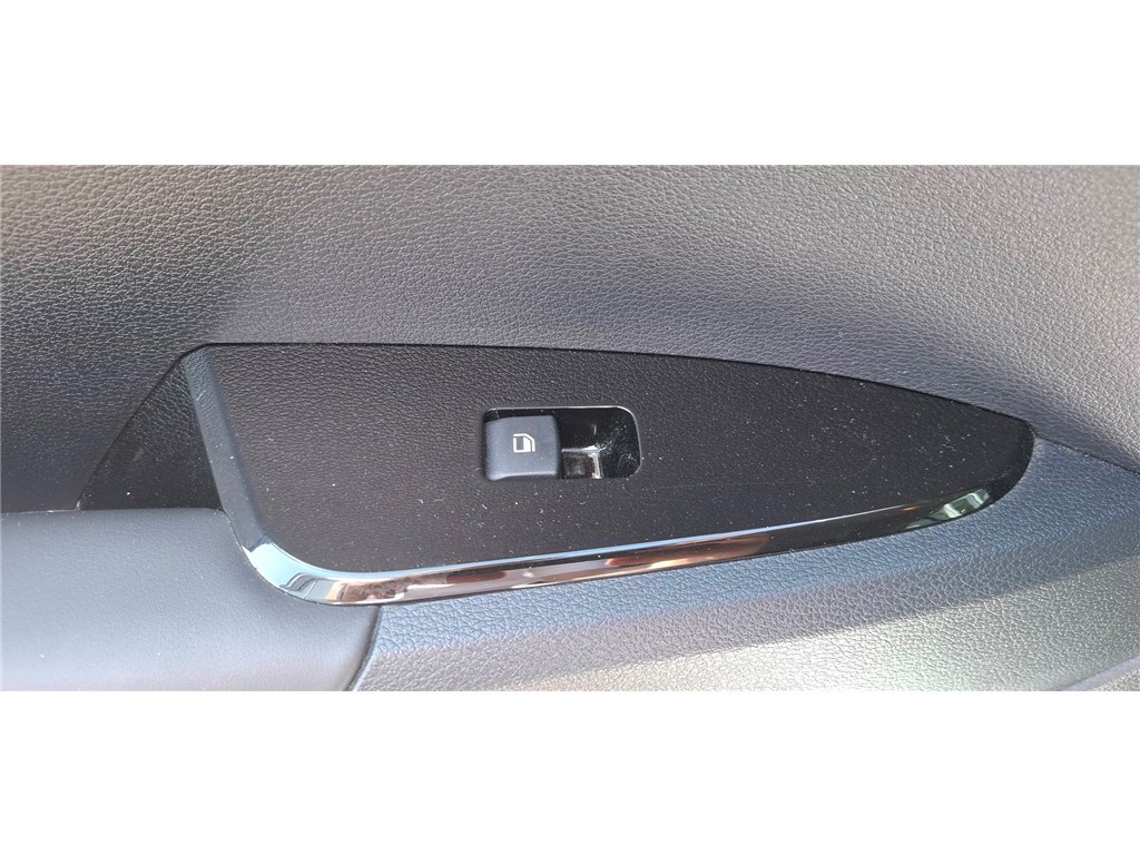 KIA SPORTAGE 1.6 T-GDI 265CH ISG HYBRIDE RECHARGEABLE BVA6 4X4 Active