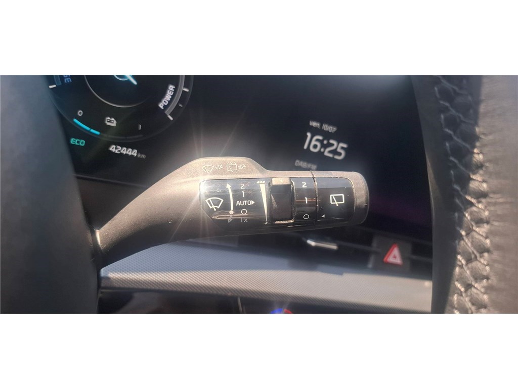 KIA SPORTAGE 1.6 T-GDI 230CH ISG HYBRIDE BVA6 4X2 GT Line Premium