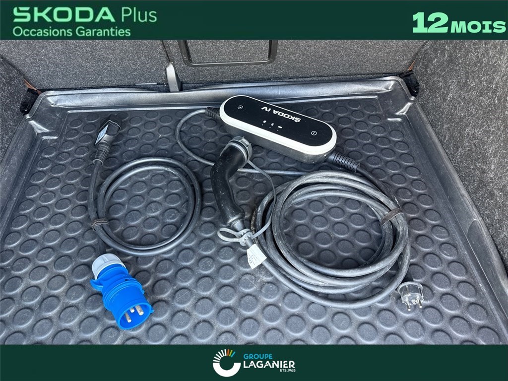 SKODA ENYAQ IV 80 Founders Edition