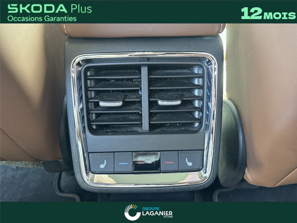 SKODA ENYAQ IV 80 Founders Edition