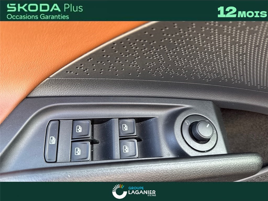 SKODA ENYAQ IV 80 Founders Edition
