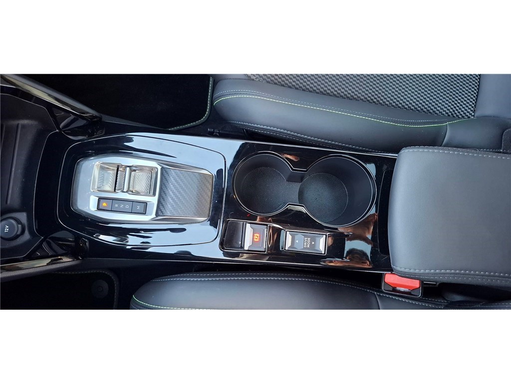 PEUGEOT 208 HYBRID 145 E-DCS6 GT