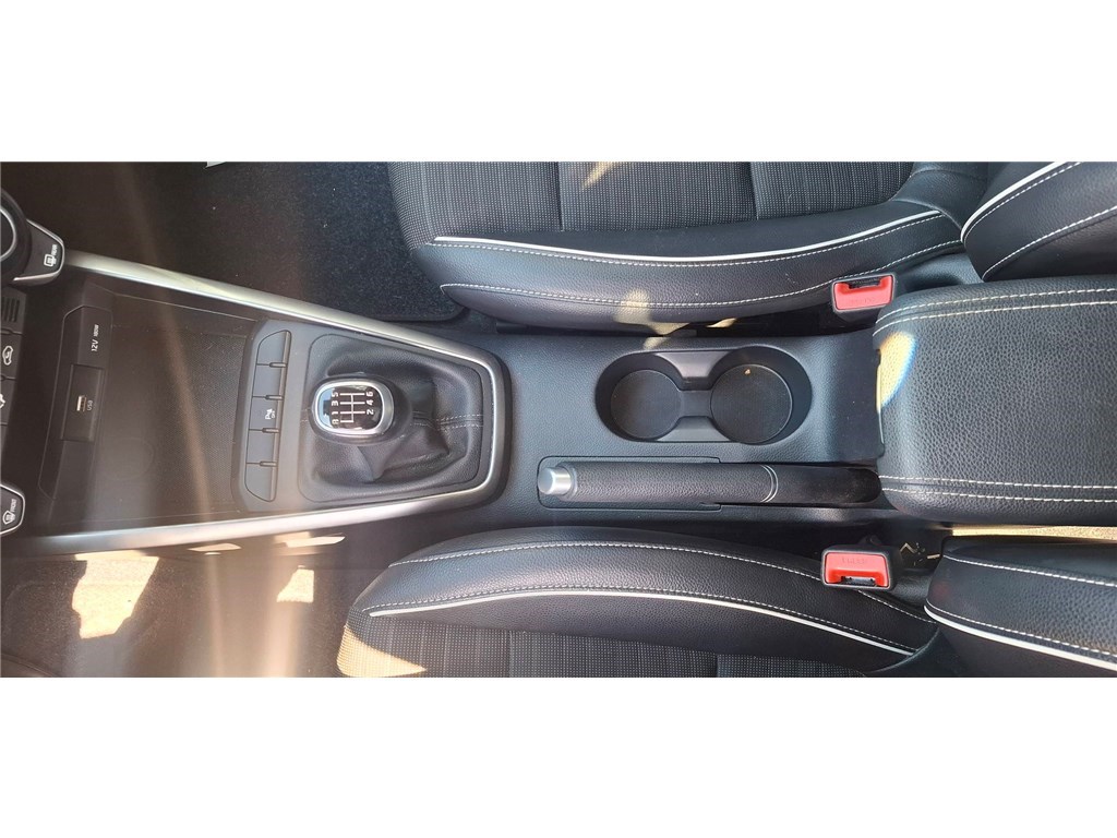 KIA STONIC 1.0 T-GDI 100 CH BVM6 GT Line