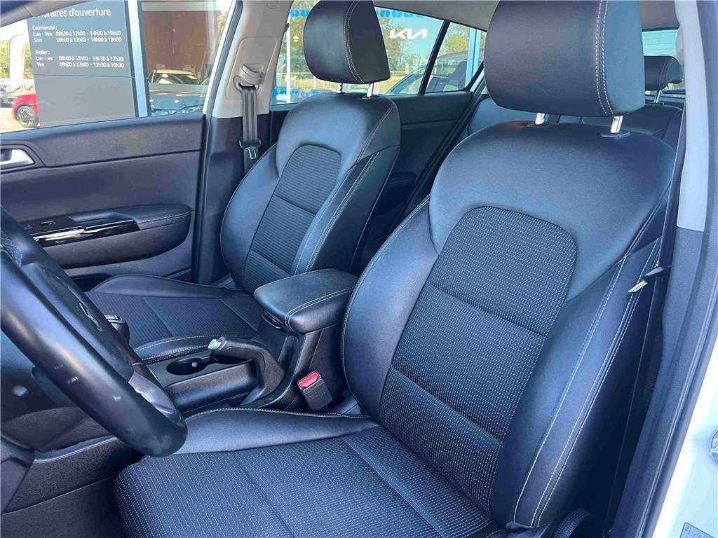 KIA SPORTAGE 1.6 CRDI 136CH MHEV ISG BVM6 4X2 Black Edition
