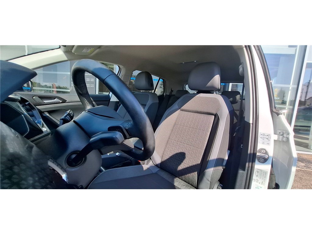 VOLKSWAGEN T-CROSS 1.0 TSI 110 START/STOP DSG7 R-Line Tech