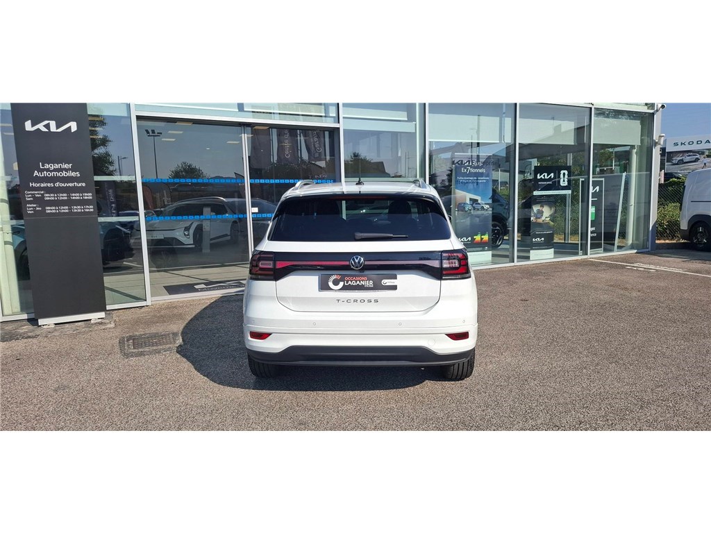 VOLKSWAGEN T-CROSS 1.0 TSI 110 START/STOP DSG7 R-Line Tech