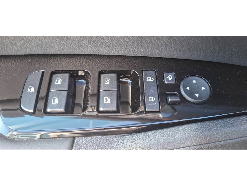 KIA SPORTAGE 1.6 T-GDI 230CH ISG HYBRIDE BVA6 4X2 Design