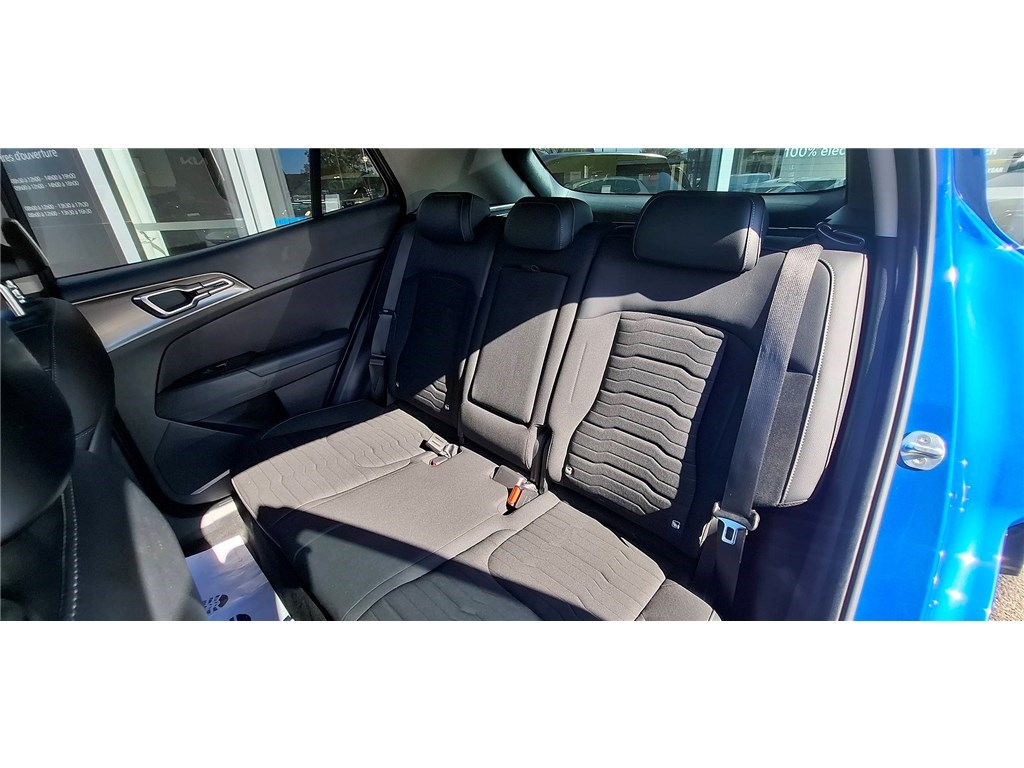 KIA SPORTAGE 1.6 T-GDI 230CH ISG HYBRIDE BVA6 4X2 Design